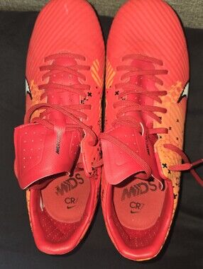 Nike CR7 Red/Orange Soccer Cleats Mens Size 8